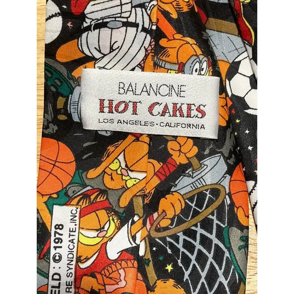 Hot Cakes‎ Balancine Men’s Necktie Novelty Garfield Sports Basketball Soccer